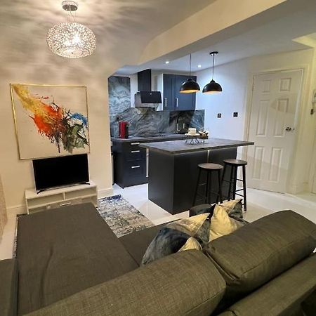 Newly Renovated Modern Studio Apartment In West Kensington Londres Exterior foto