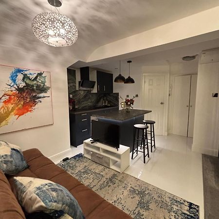 Newly Renovated Modern Studio Apartment In West Kensington Londres Exterior foto